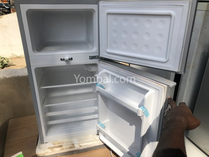 Mini frigidaire venant