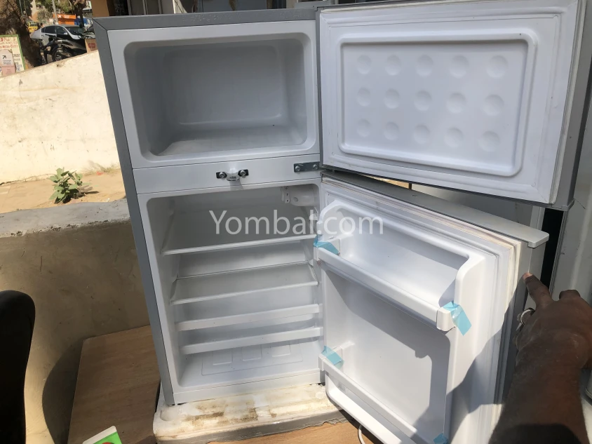 Mini frigidaire venant